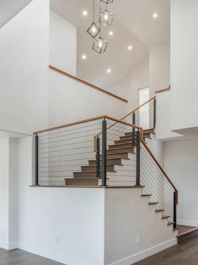 Detail Gallery Image 22 of 43 For 8380 Monterra Views, Monterey,  CA 93940 - 4 Beds | 5/1 Baths