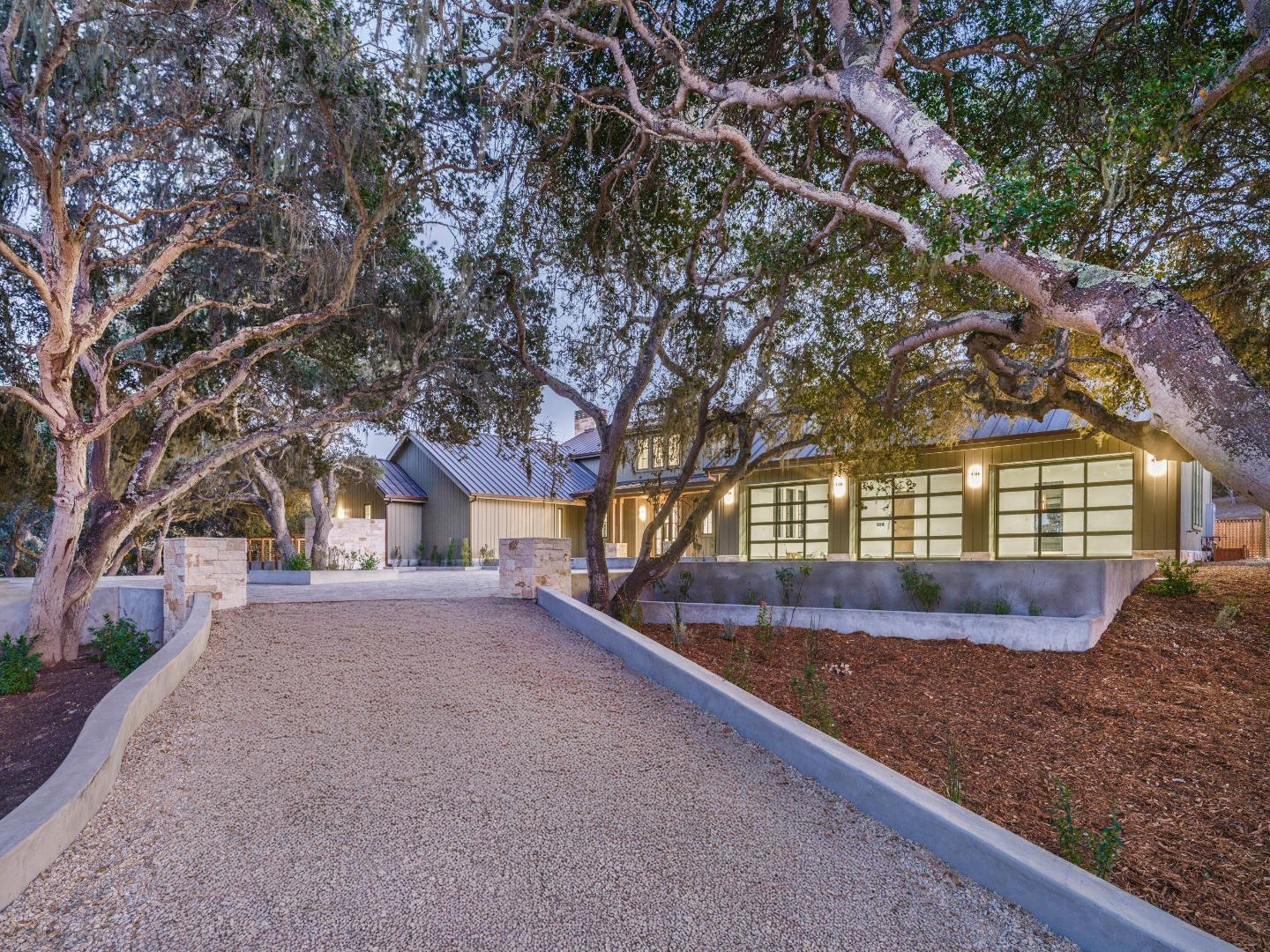 Detail Gallery Image 27 of 43 For 8380 Monterra Views, Monterey,  CA 93940 - 4 Beds | 5/1 Baths