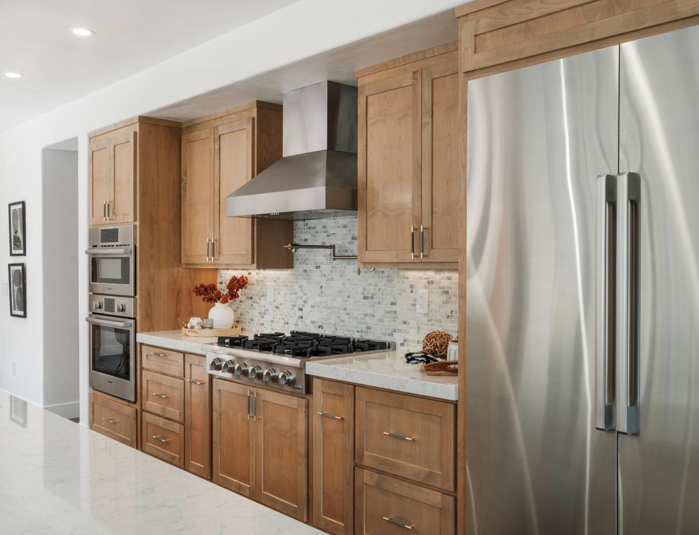 Detail Gallery Image 5 of 43 For 8380 Monterra Views, Monterey,  CA 93940 - 4 Beds | 5/1 Baths