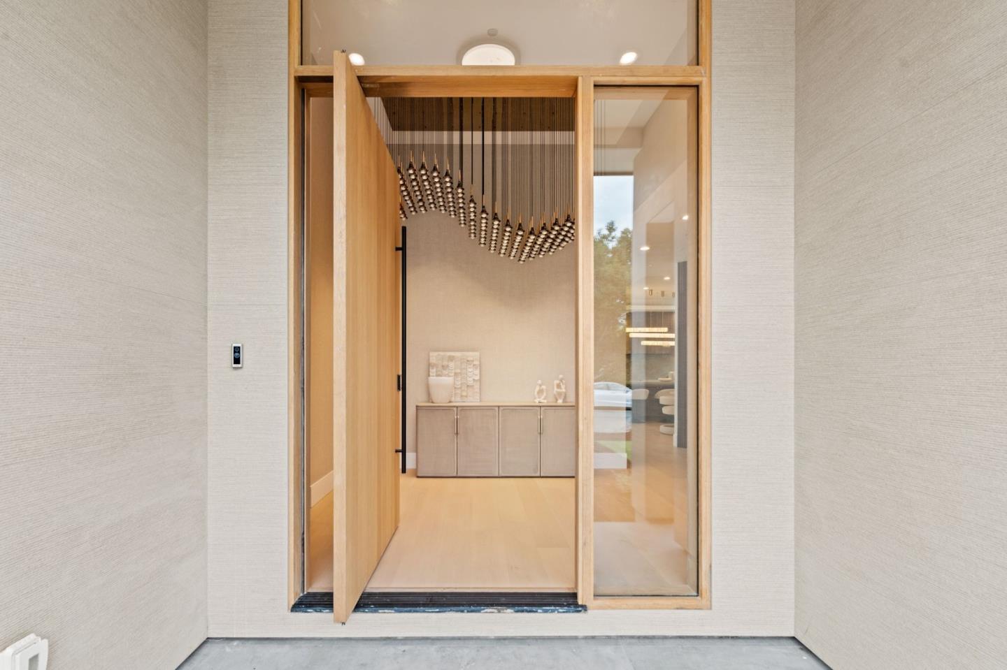 Detail Gallery Image 3 of 45 For 1901 Alford Ave, Los Altos,  CA 94024 - 6 Beds | 5/1 Baths