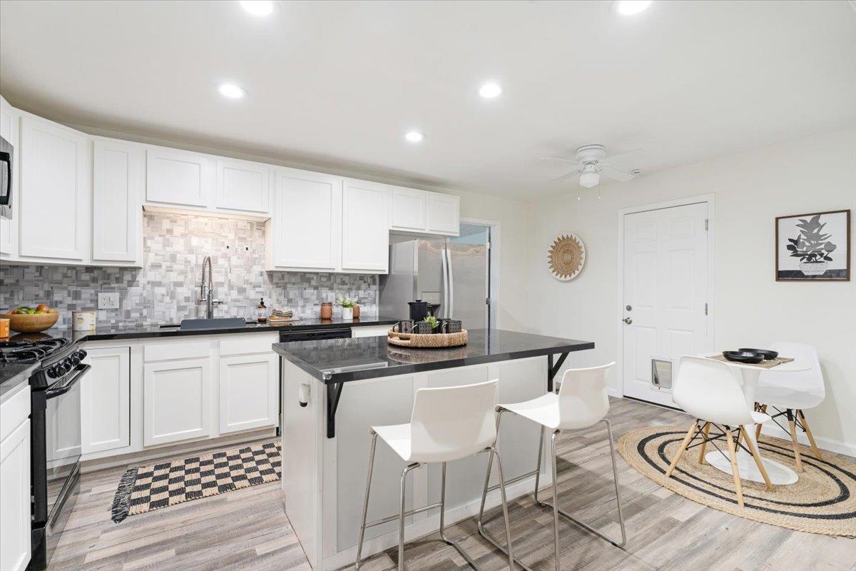 Detail Gallery Image 5 of 42 For 261 Saint Francis Dr, Boulder Creek,  CA 95006 - 2 Beds | 2 Baths