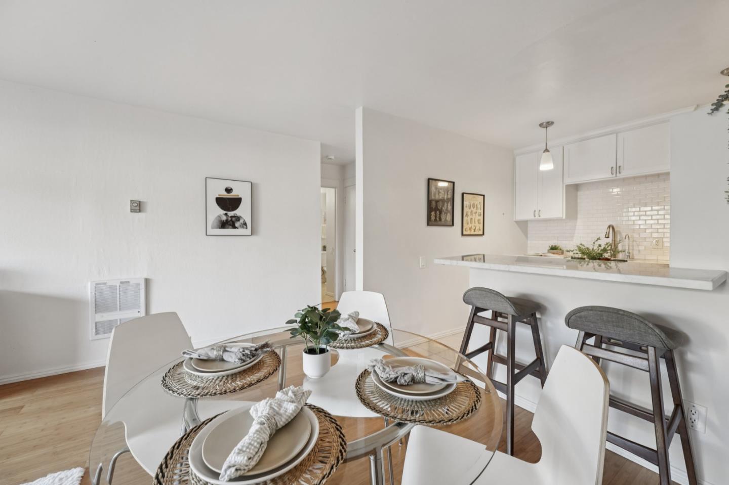 Detail Gallery Image 13 of 33 For 323 Monte Vista Ave #203,  Oakland,  CA 94611 - 1 Beds | 1 Baths