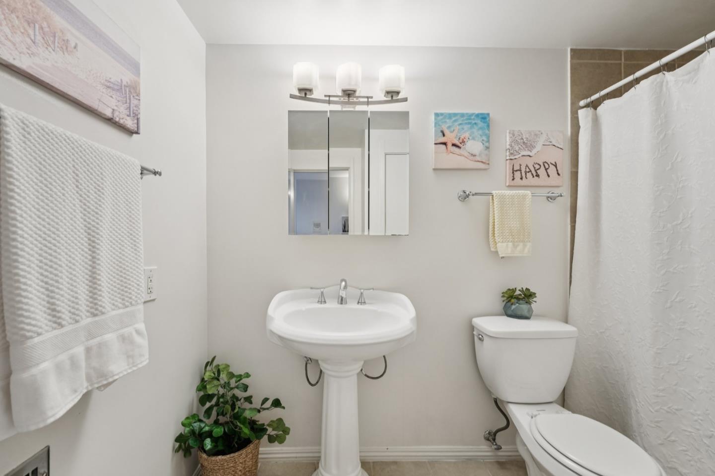 Detail Gallery Image 20 of 33 For 323 Monte Vista Ave #203,  Oakland,  CA 94611 - 1 Beds | 1 Baths