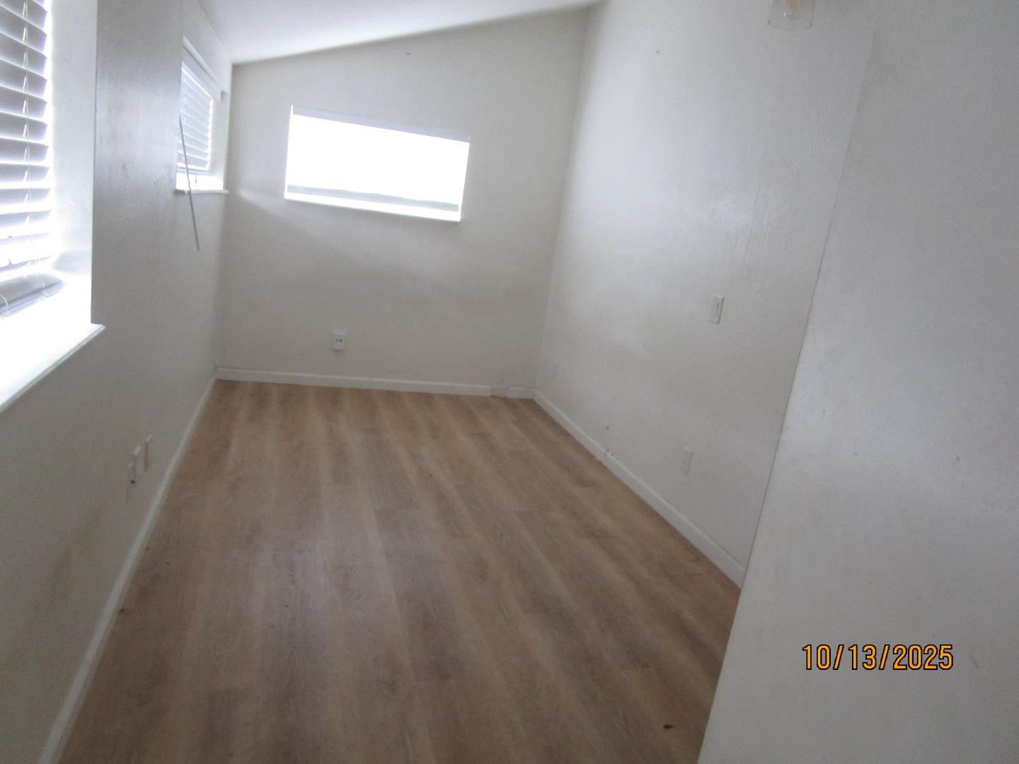 Detail Gallery Image 6 of 10 For 4230 Grace St, Capitola,  CA 95010 - 2 Beds | 1 Baths