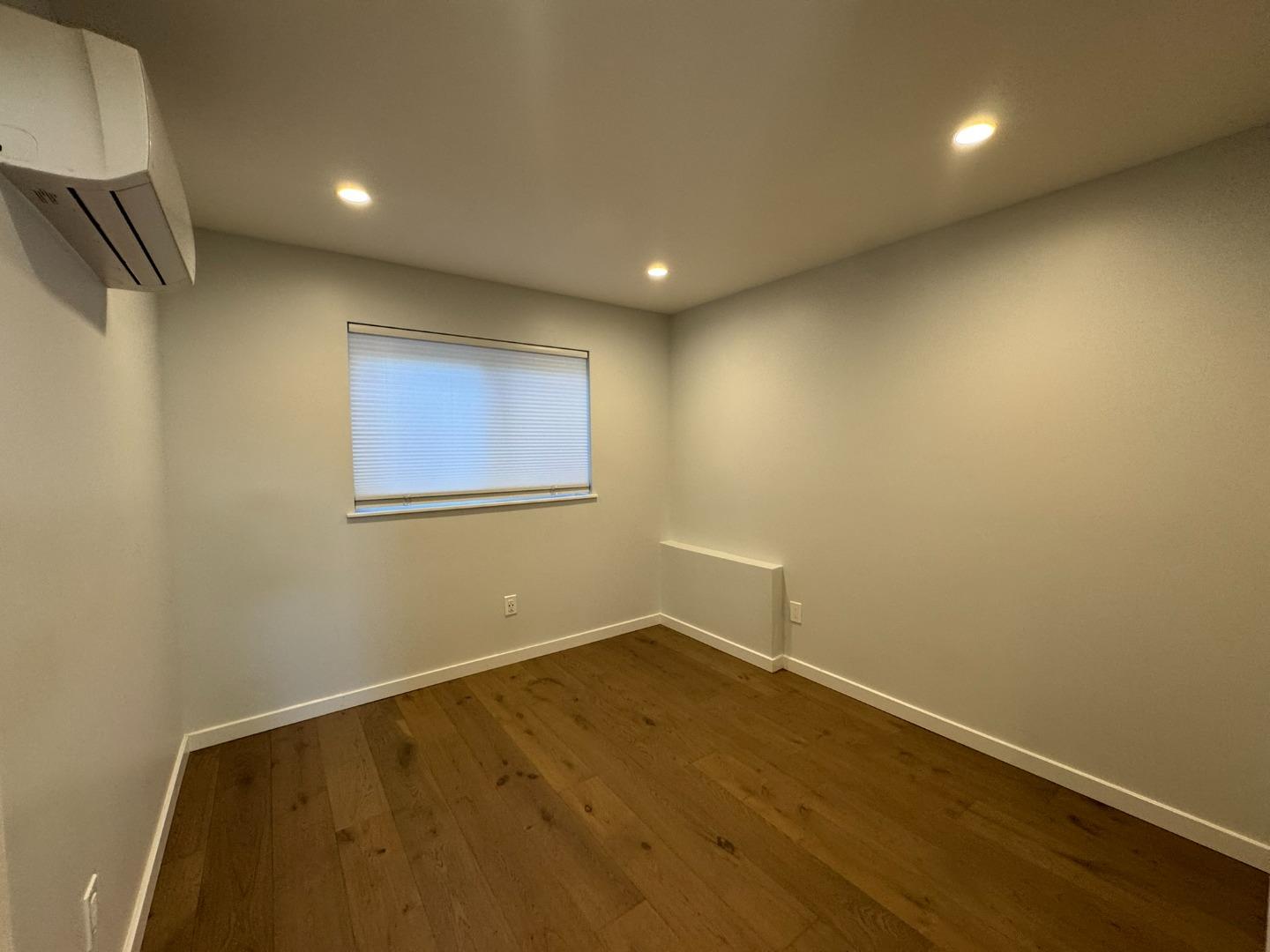 Detail Gallery Image 8 of 15 For 1500 Solana Dr Adu,  Belmont,  CA 94002 - 2 Beds | 1 Baths