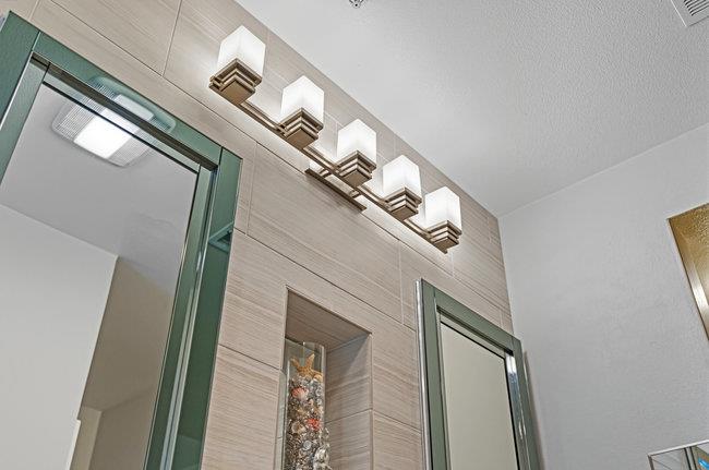 Detail Gallery Image 51 of 90 For 19 Loma Vista Ln, Belmont,  CA 94002 - 3 Beds | 2/1 Baths