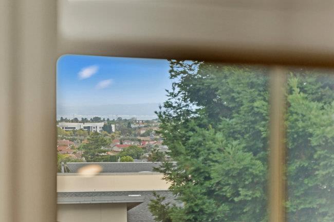 Detail Gallery Image 55 of 90 For 19 Loma Vista Ln, Belmont,  CA 94002 - 3 Beds | 2/1 Baths