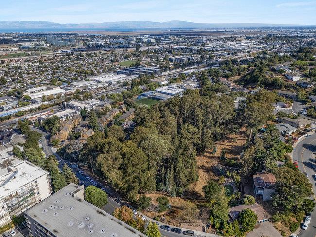 Detail Gallery Image 78 of 90 For 19 Loma Vista Ln, Belmont,  CA 94002 - 3 Beds | 2/1 Baths