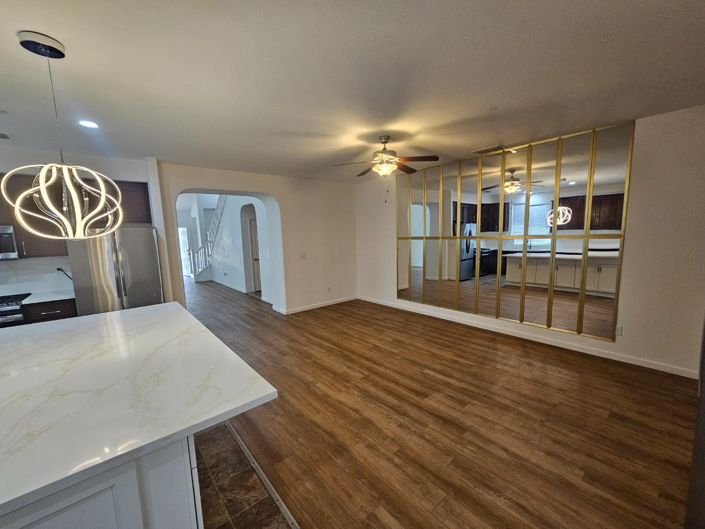 Detail Gallery Image 12 of 39 For 13721 Santa Lucia Dr, Gustine,  CA 95322 - 5 Beds | 3/1 Baths