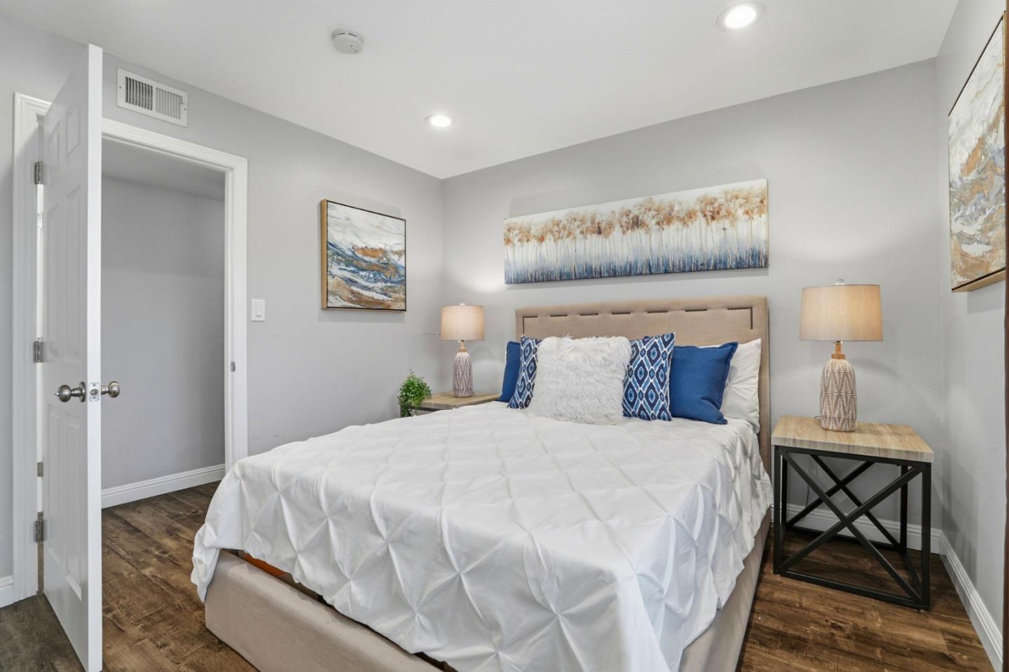 Detail Gallery Image 16 of 28 For 3815 Marfrance Dr, San Jose,  CA 95121 - 3 Beds | 2 Baths