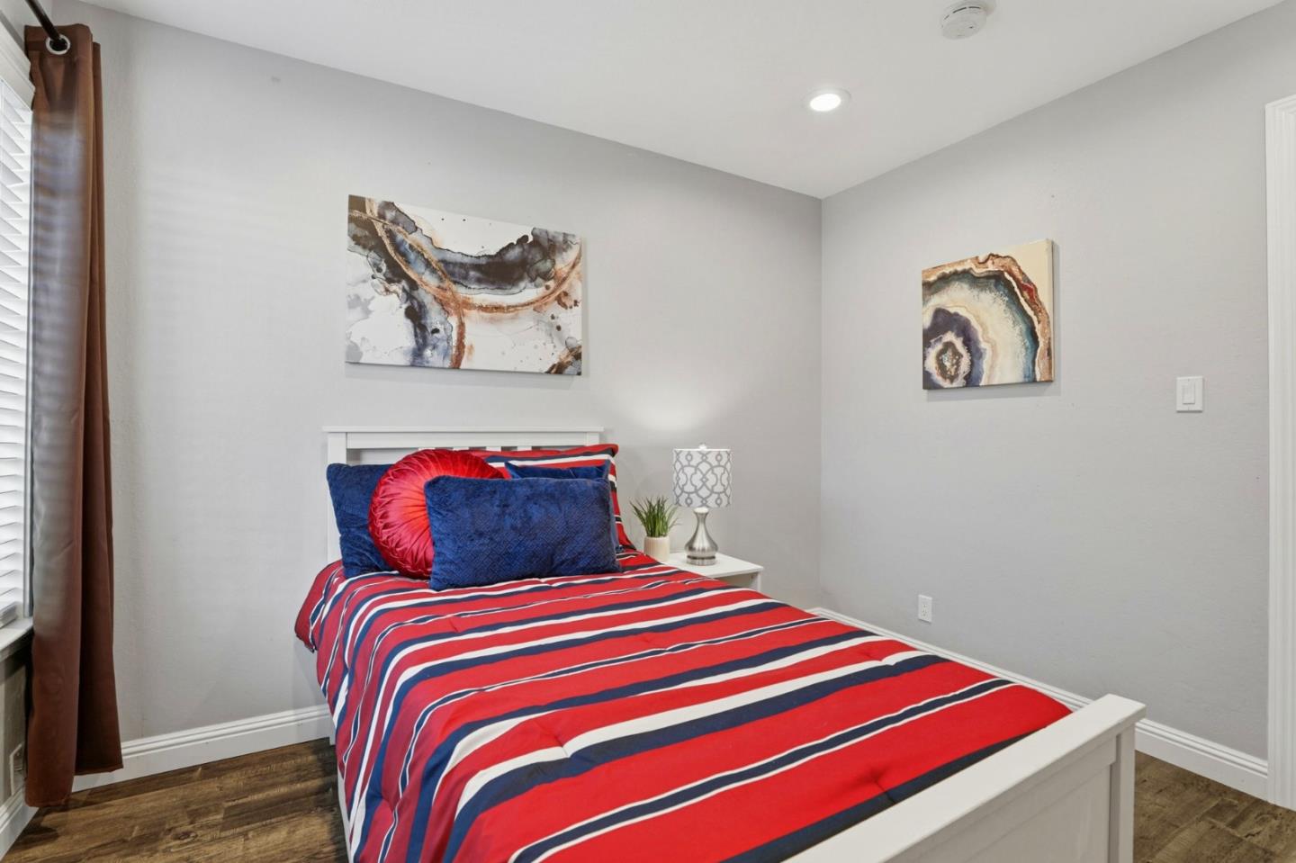 Detail Gallery Image 18 of 28 For 3815 Marfrance Dr, San Jose,  CA 95121 - 3 Beds | 2 Baths