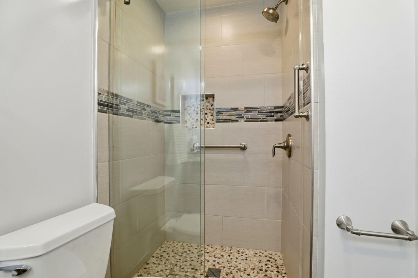 Detail Gallery Image 24 of 28 For 3815 Marfrance Dr, San Jose,  CA 95121 - 3 Beds | 2 Baths