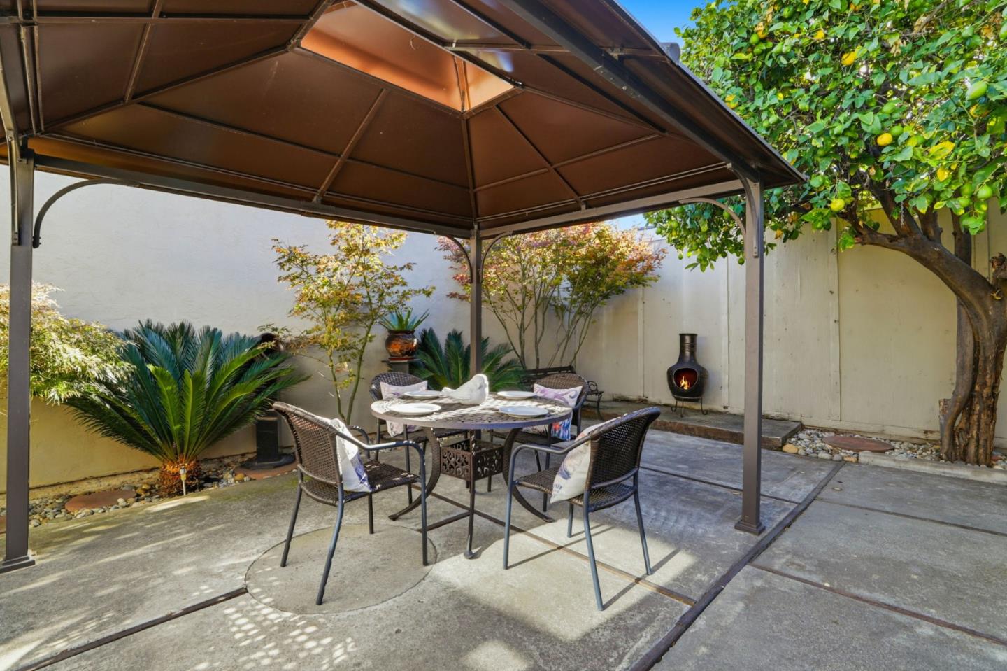 Detail Gallery Image 27 of 28 For 3815 Marfrance Dr, San Jose,  CA 95121 - 3 Beds | 2 Baths