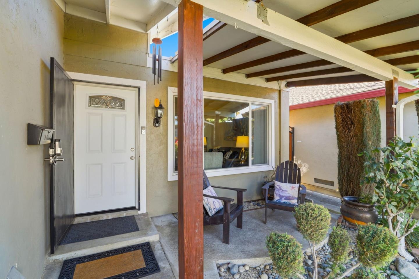 Detail Gallery Image 3 of 28 For 3815 Marfrance Dr, San Jose,  CA 95121 - 3 Beds | 2 Baths