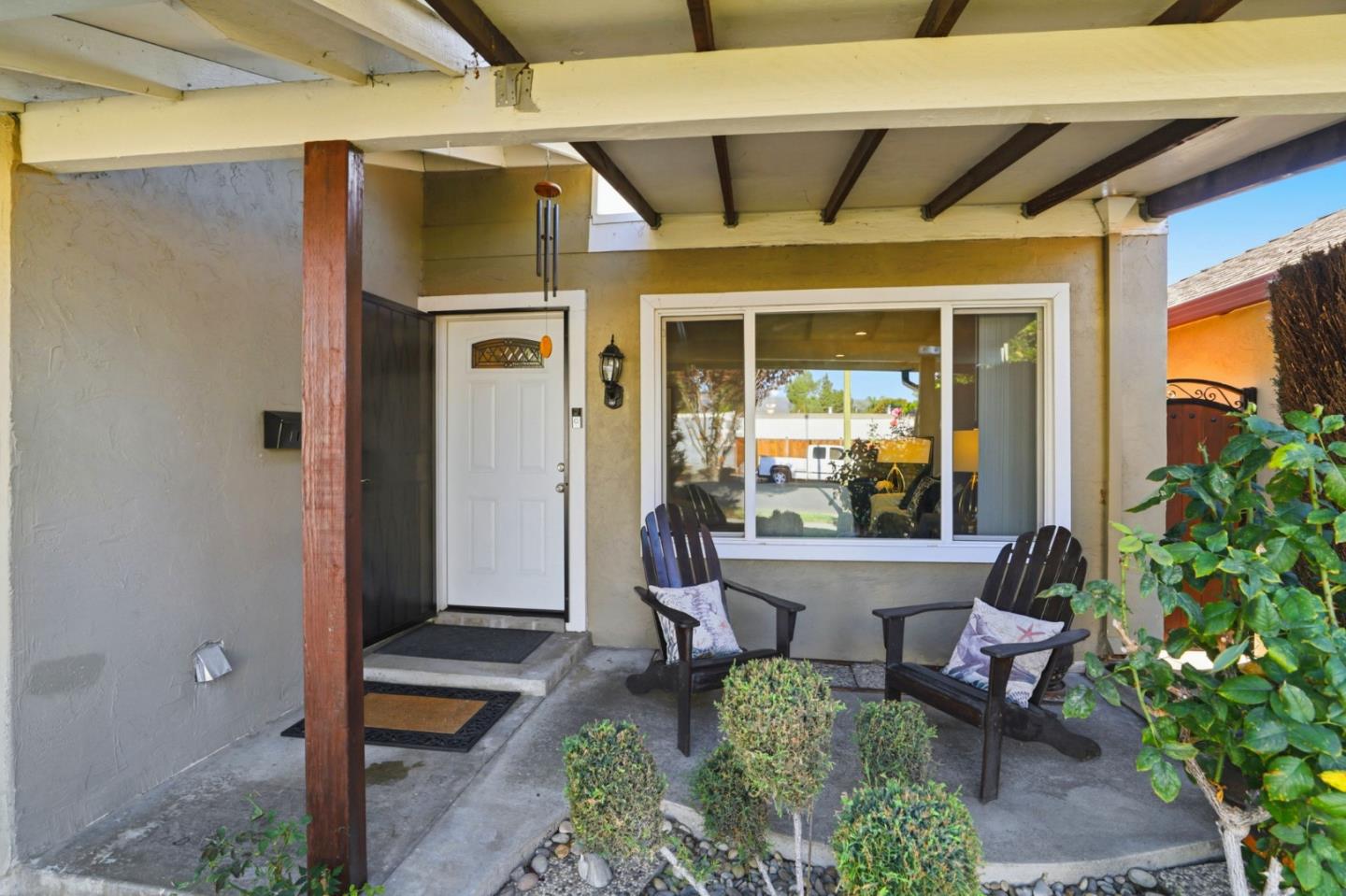 Detail Gallery Image 4 of 28 For 3815 Marfrance Dr, San Jose,  CA 95121 - 3 Beds | 2 Baths