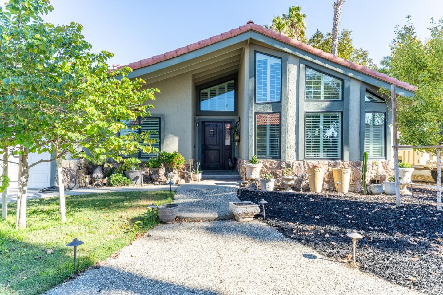 Detail Gallery Image 4 of 81 For 1760 S Macarthur Dr, Tracy,  CA 95376 - 4 Beds | 2 Baths