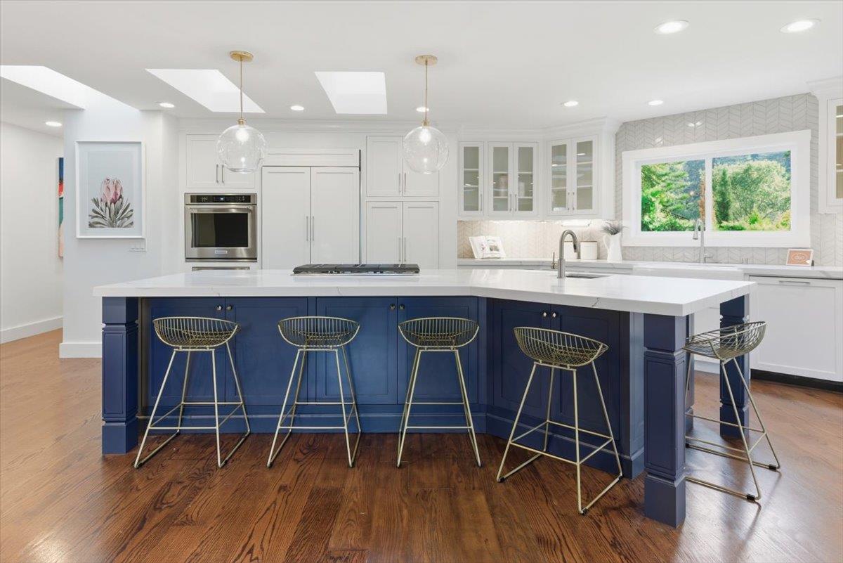 Detail Gallery Image 17 of 51 For 630 La Mesa Dr, Portola Valley,  CA 94028 - 4 Beds | 3 Baths