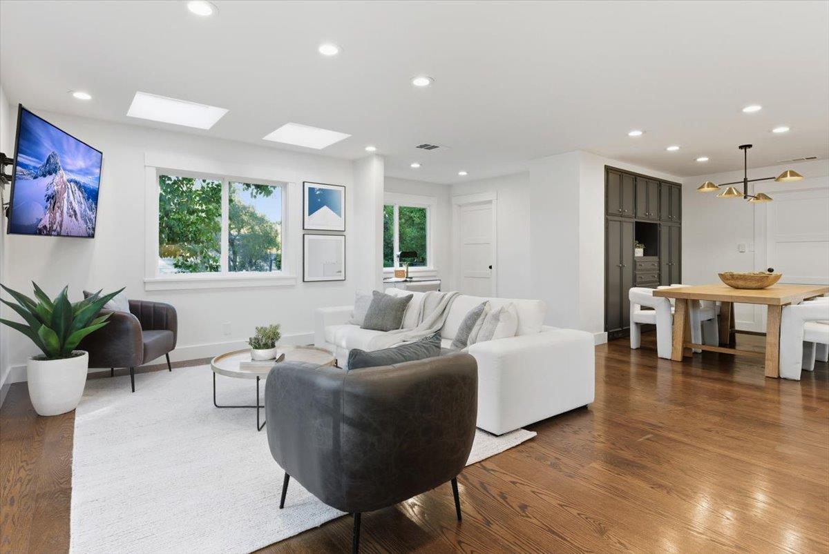 Detail Gallery Image 24 of 51 For 630 La Mesa Dr, Portola Valley,  CA 94028 - 4 Beds | 3 Baths