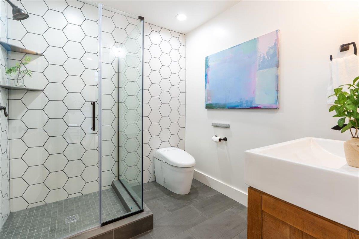 Detail Gallery Image 26 of 51 For 630 La Mesa Dr, Portola Valley,  CA 94028 - 4 Beds | 3 Baths