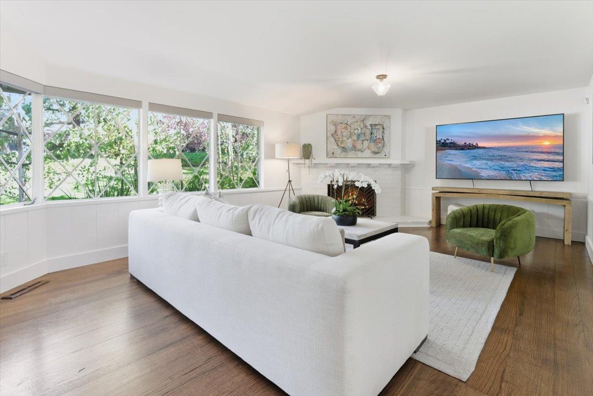 Detail Gallery Image 6 of 51 For 630 La Mesa Dr, Portola Valley,  CA 94028 - 4 Beds | 3 Baths