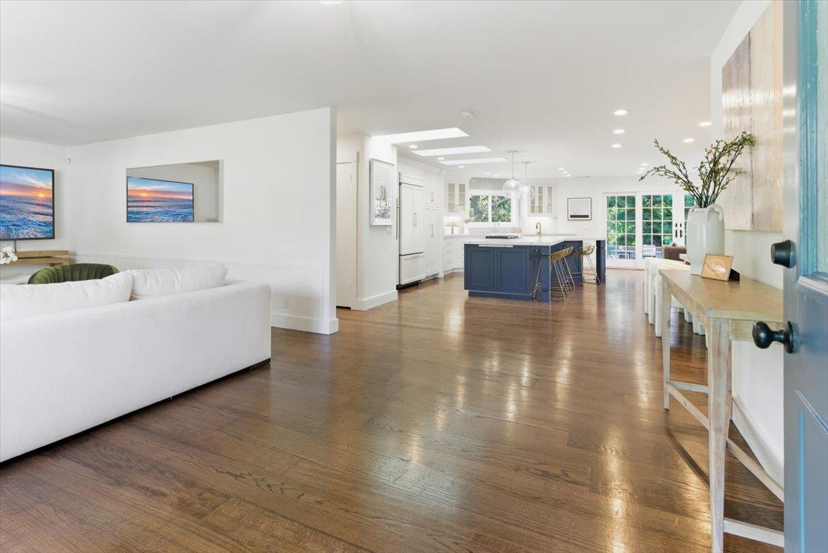 Detail Gallery Image 9 of 51 For 630 La Mesa Dr, Portola Valley,  CA 94028 - 4 Beds | 3 Baths