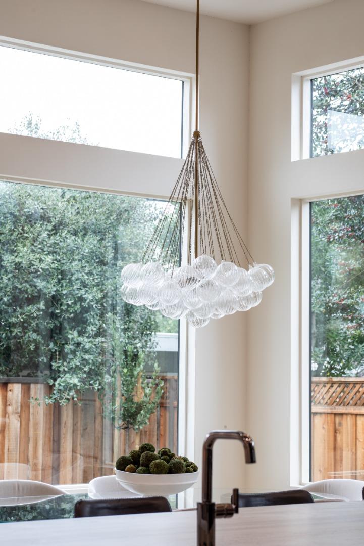 Detail Gallery Image 18 of 45 For 3413 Ross Rd, Palo Alto,  CA 94303 - 5 Beds | 5 Baths