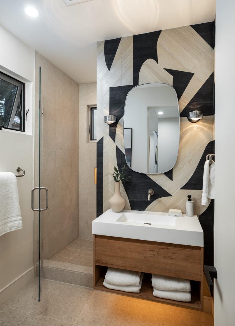 Detail Gallery Image 22 of 45 For 3413 Ross Rd, Palo Alto,  CA 94303 - 5 Beds | 5 Baths