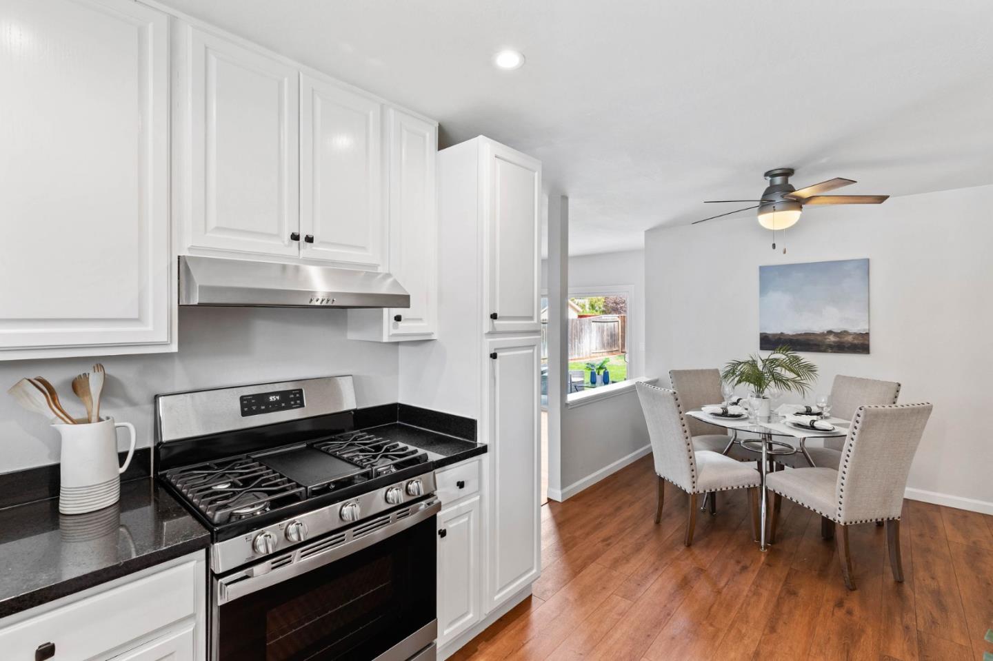 Detail Gallery Image 11 of 41 For 8190 Westwood Dr, Gilroy,  CA 95020 - 4 Beds | 2 Baths