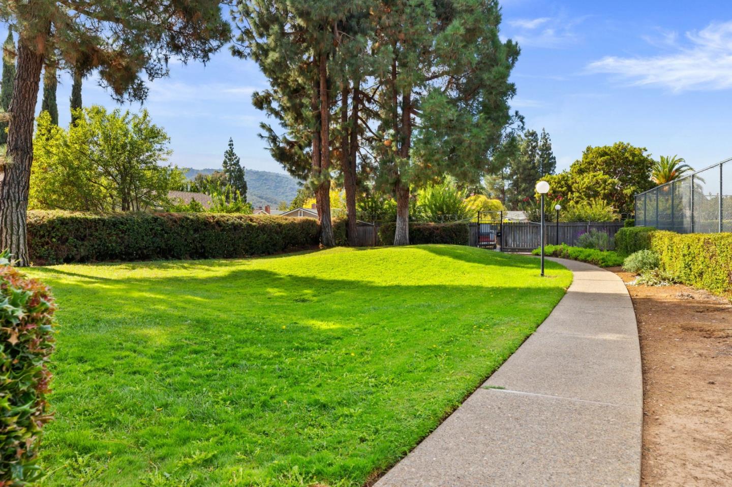 Detail Gallery Image 36 of 41 For 8190 Westwood Dr, Gilroy,  CA 95020 - 4 Beds | 2 Baths