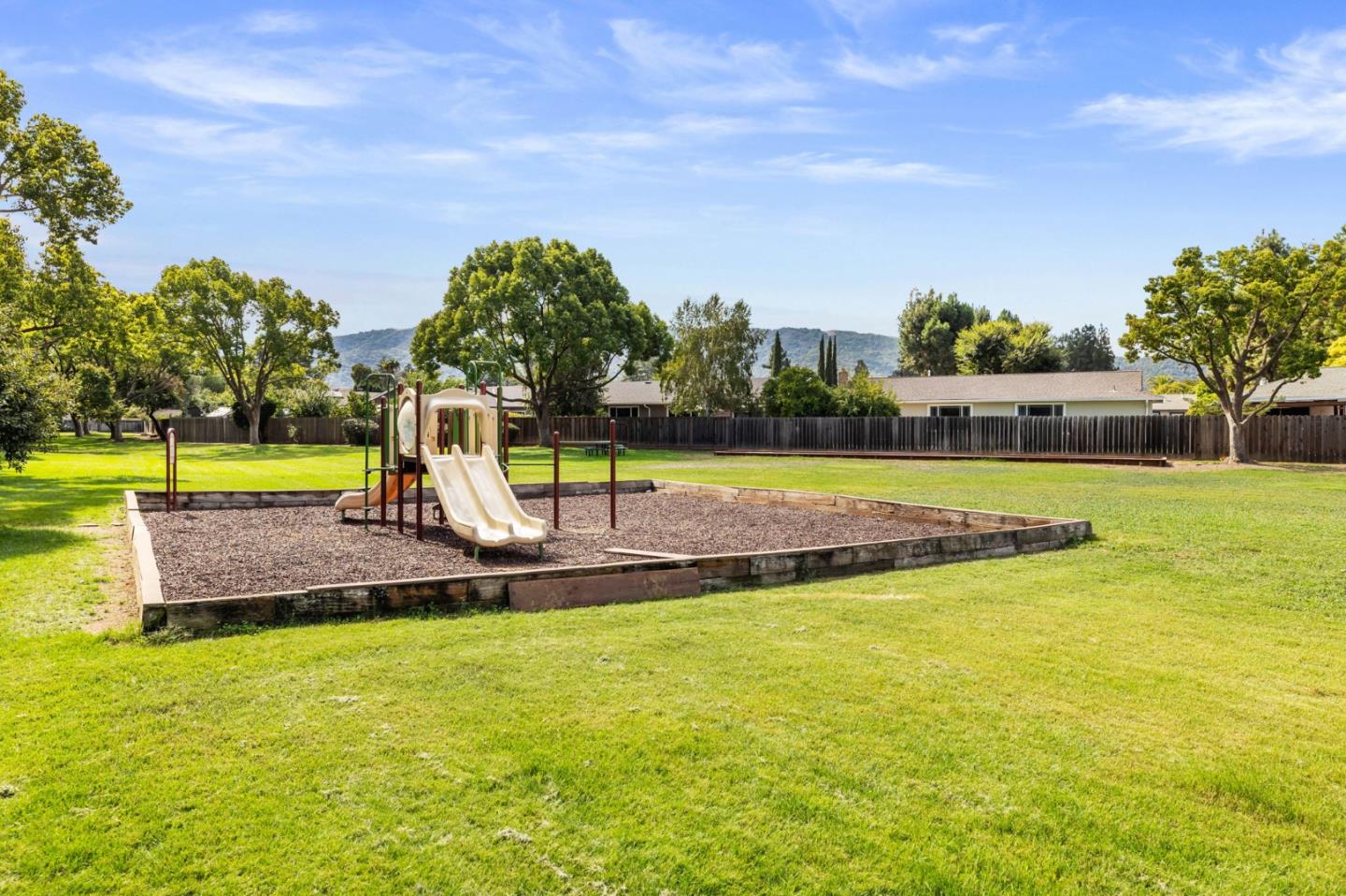 Detail Gallery Image 38 of 41 For 8190 Westwood Dr, Gilroy,  CA 95020 - 4 Beds | 2 Baths