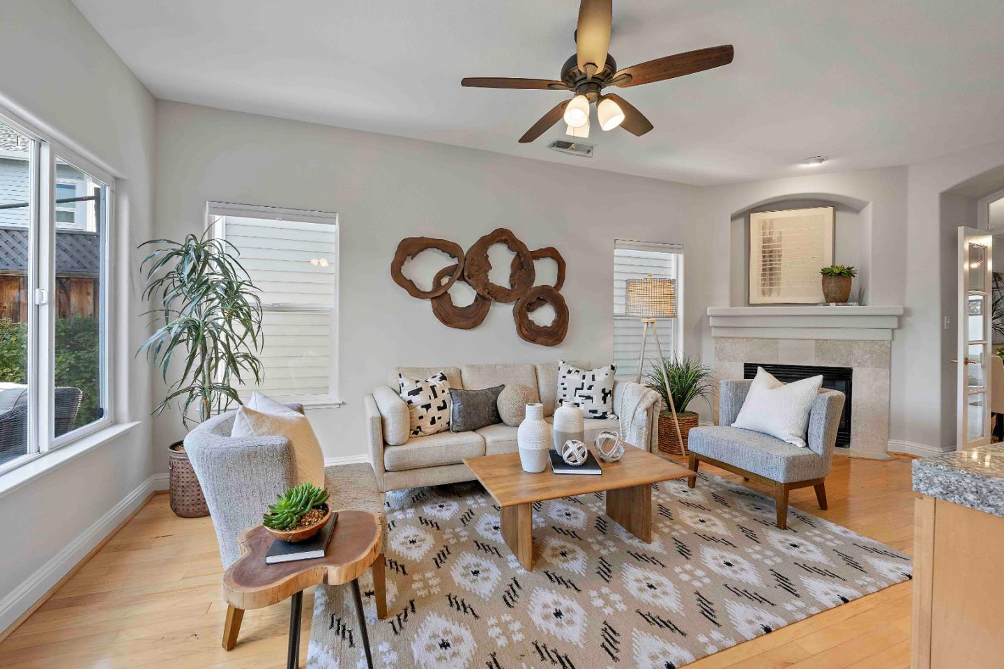 Detail Gallery Image 17 of 41 For 181 Pierce Ave, San Jose,  CA 95110 - 3 Beds | 2/1 Baths