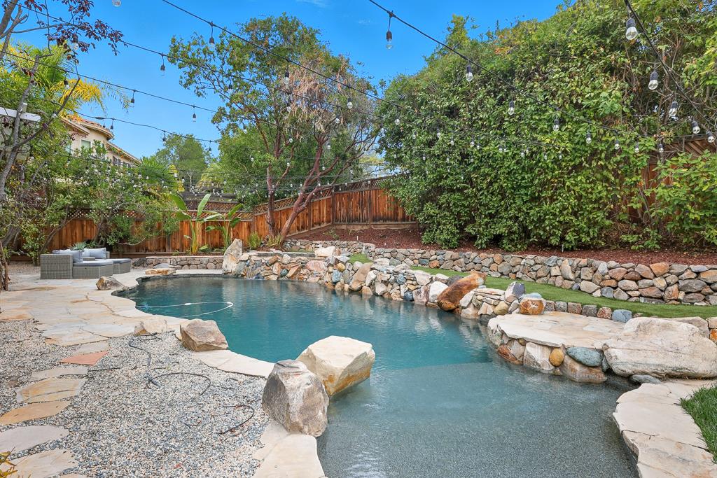 Detail Gallery Image 100 of 138 For 5849 Gleneagles Cir, San Jose,  CA 95138 - 5 Beds | 4/1 Baths