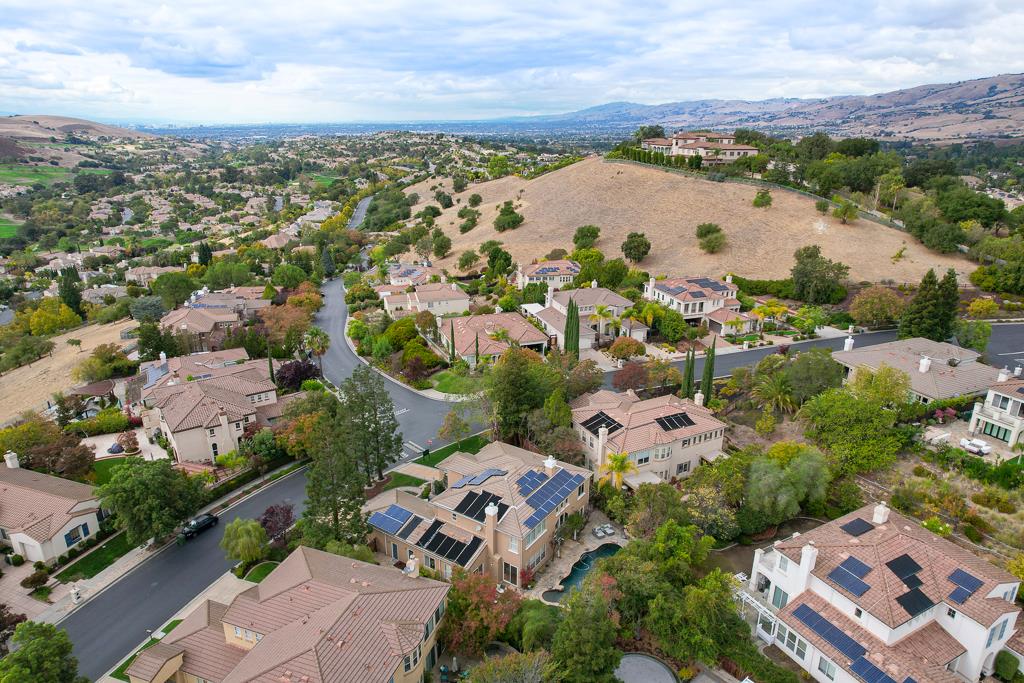 Detail Gallery Image 127 of 138 For 5849 Gleneagles Cir, San Jose,  CA 95138 - 5 Beds | 4/1 Baths