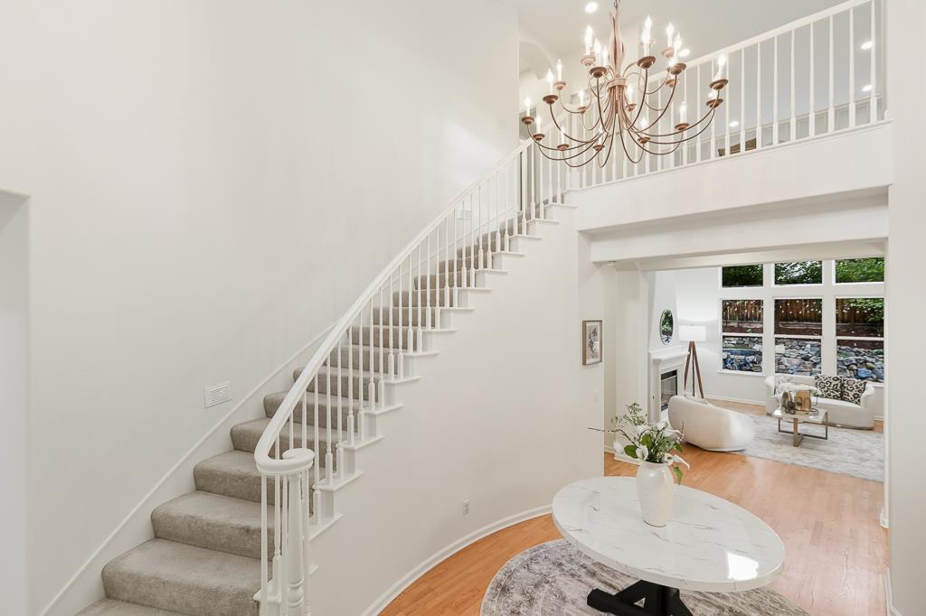 Detail Gallery Image 15 of 138 For 5849 Gleneagles Cir, San Jose,  CA 95138 - 5 Beds | 4/1 Baths