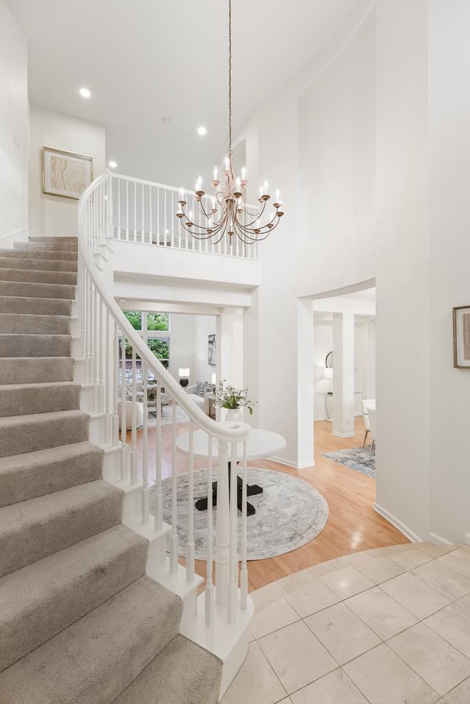 Detail Gallery Image 17 of 138 For 5849 Gleneagles Cir, San Jose,  CA 95138 - 5 Beds | 4/1 Baths