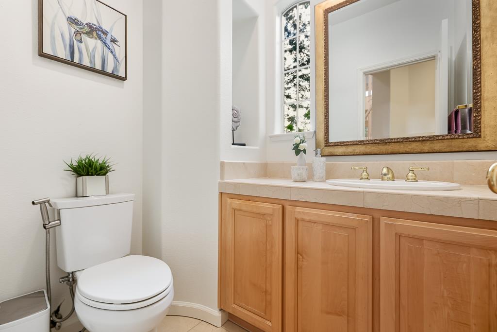 Detail Gallery Image 18 of 138 For 5849 Gleneagles Cir, San Jose,  CA 95138 - 5 Beds | 4/1 Baths