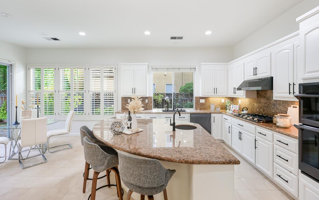 Detail Gallery Image 34 of 138 For 5849 Gleneagles Cir, San Jose,  CA 95138 - 5 Beds | 4/1 Baths