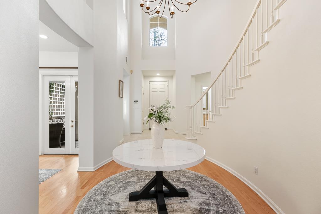 Detail Gallery Image 9 of 138 For 5849 Gleneagles Cir, San Jose,  CA 95138 - 5 Beds | 4/1 Baths