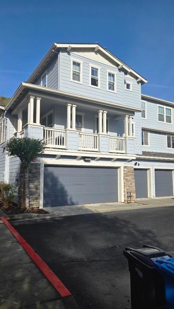 Detail Gallery Image 3 of 4 For 1100 Live Oak Way #1104,  Belmont,  CA 94002 - 2 Beds | 2/1 Baths