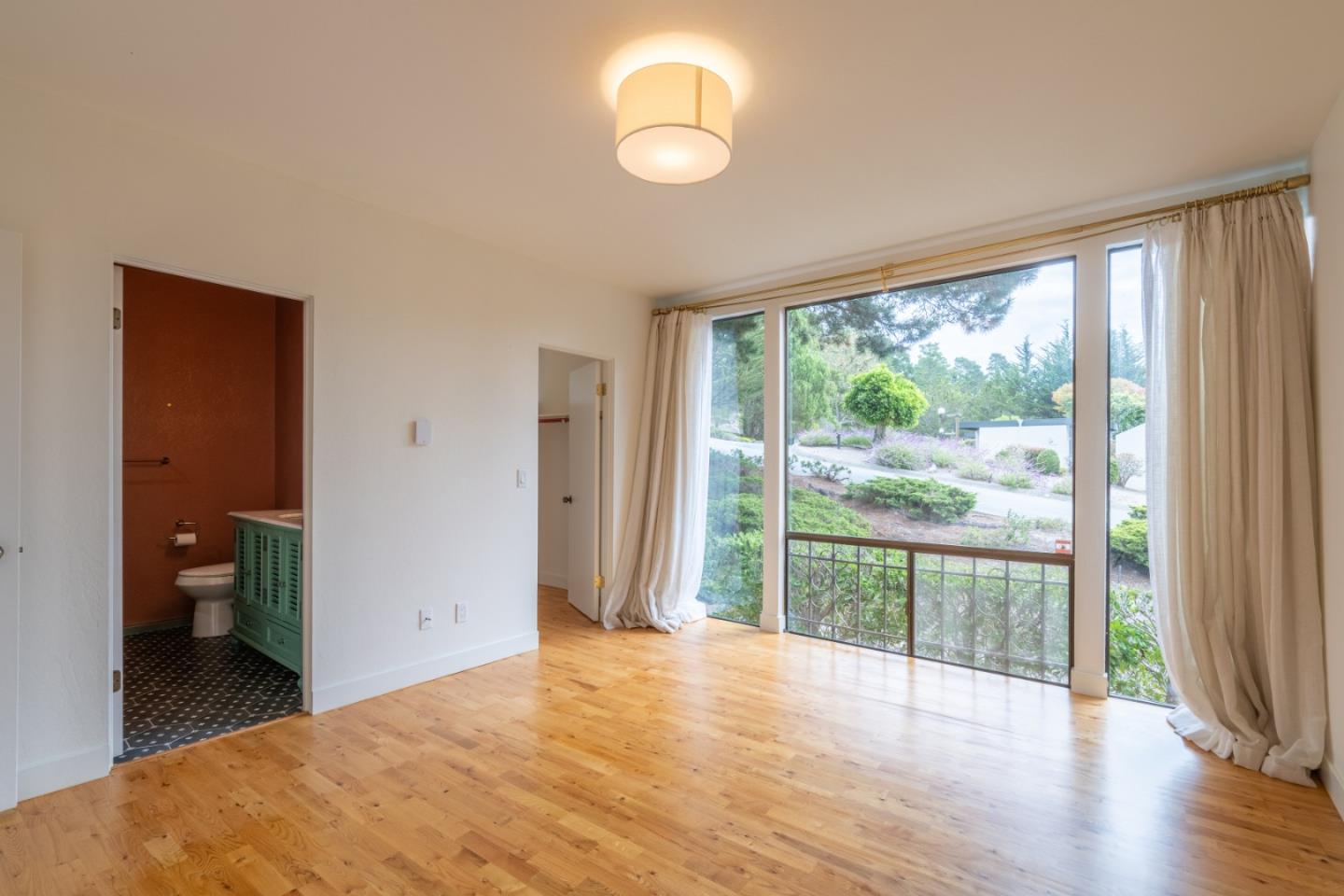 Detail Gallery Image 16 of 31 For 3600 High Meadow Dr #9,  Carmel,  CA 93923 - 2 Beds | 2 Baths