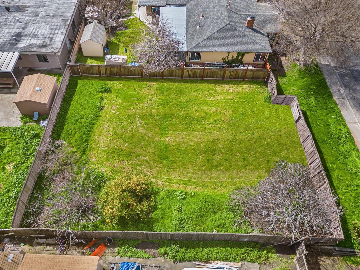 Detail Gallery Image 4 of 10 For 878 Folsom, Hayward,  CA 94544 - – Beds | – Baths