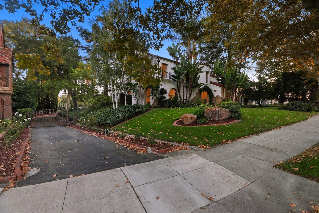 Detail Gallery Image 10 of 97 For 696 Margaret St, San Jose,  CA 95112 - 4 Beds | 3 Baths