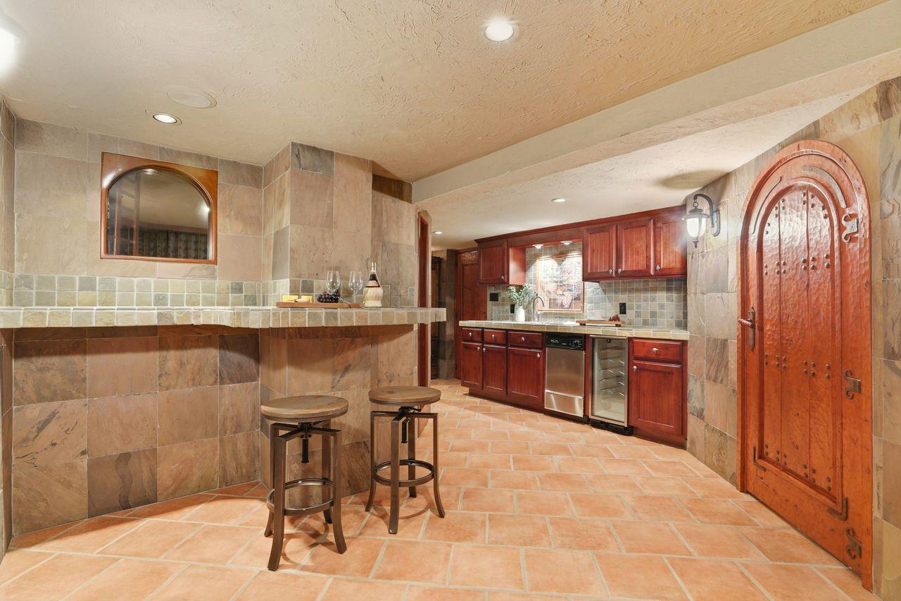 Detail Gallery Image 53 of 97 For 696 Margaret St, San Jose,  CA 95112 - 4 Beds | 3 Baths