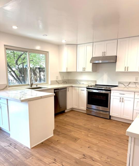 Detail Gallery Image 4 of 14 For 1431 Marlin Ave, Foster City,  CA 94404 - 3 Beds | 2/1 Baths