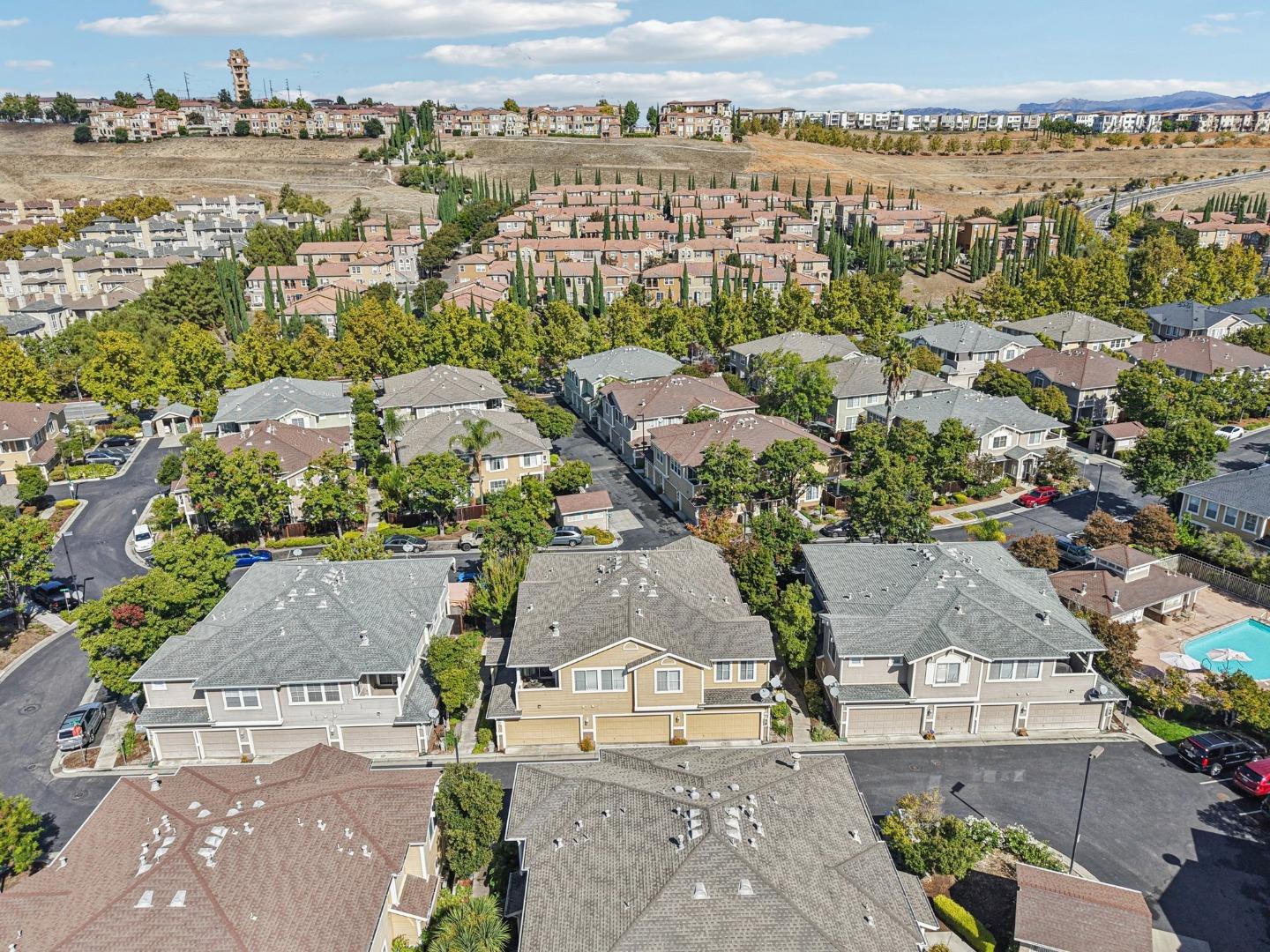 Detail Gallery Image 43 of 54 For 337 Ballymore Cir, San Jose,  CA 95136 - 3 Beds | 2/1 Baths