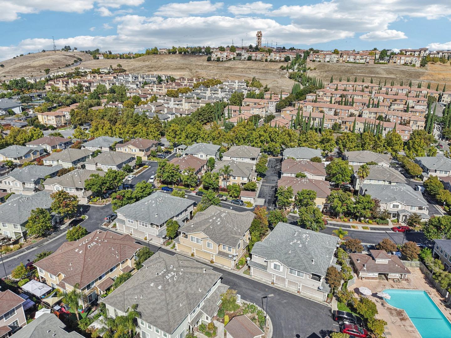 Detail Gallery Image 45 of 54 For 337 Ballymore Cir, San Jose,  CA 95136 - 3 Beds | 2/1 Baths