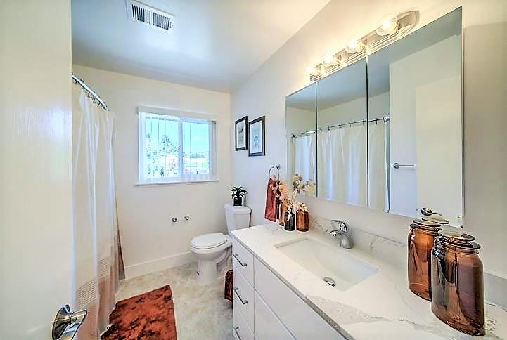 Detail Gallery Image 7 of 12 For 2830 Flores St, San Mateo,  CA 94403 - – Beds | – Baths