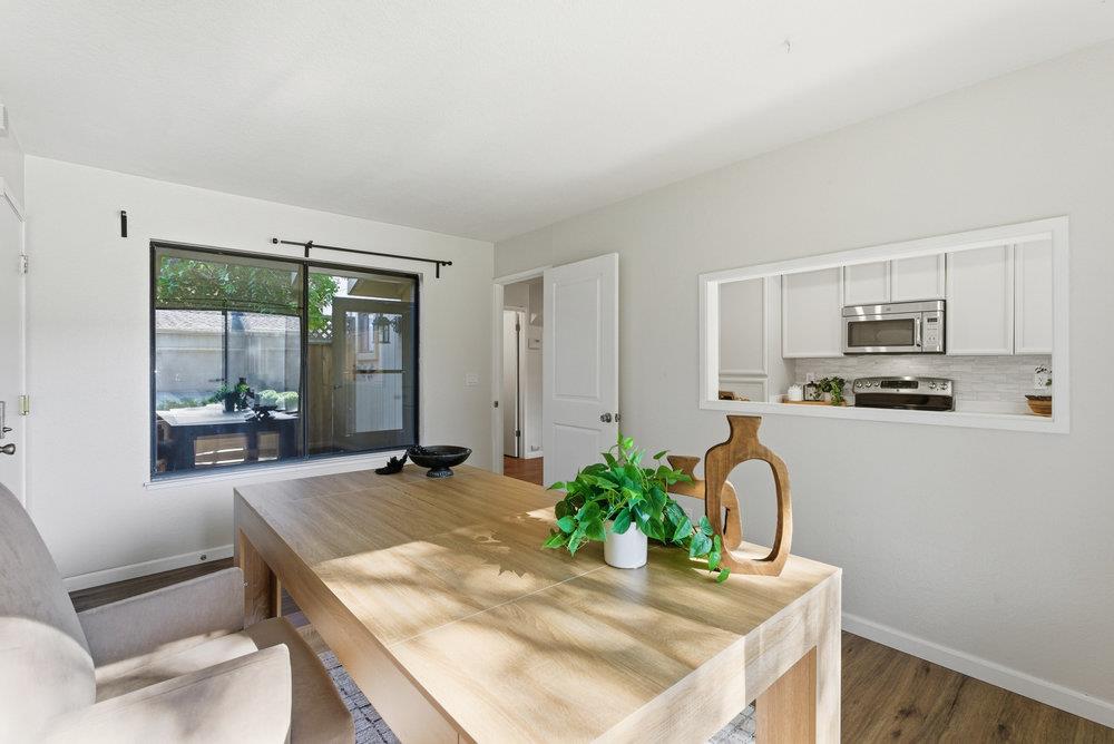 Detail Gallery Image 15 of 58 For 2354 Leptis Cir, Morgan Hill,  CA 95037 - 2 Beds | 2/1 Baths