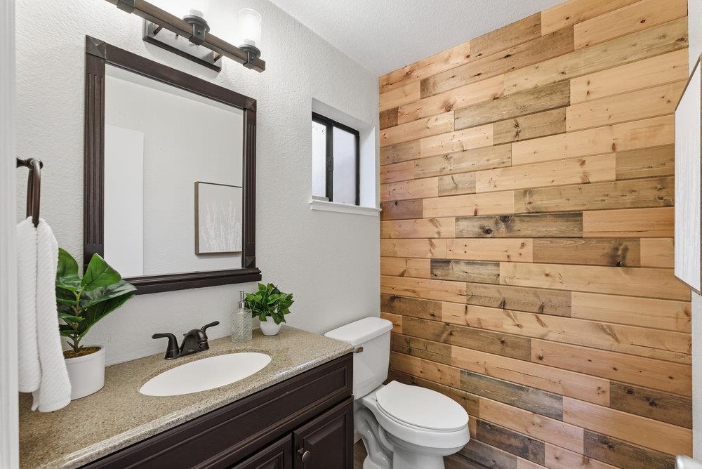 Detail Gallery Image 20 of 58 For 2354 Leptis Cir, Morgan Hill,  CA 95037 - 2 Beds | 2/1 Baths