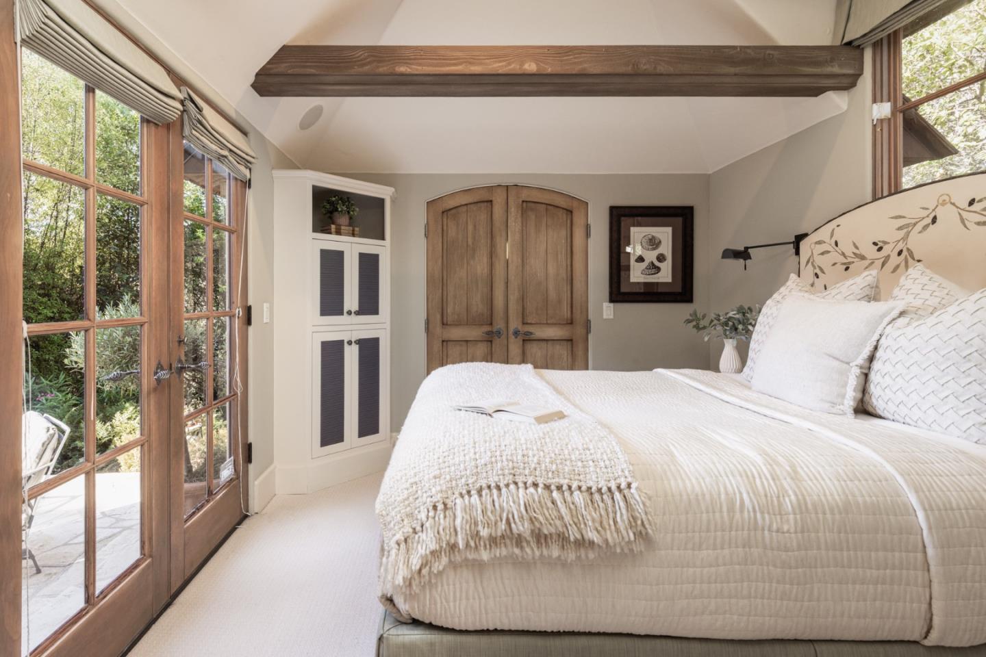 Detail Gallery Image 14 of 24 For 0 Se Corner of Monte Verde & 10th Ave, Carmel,  CA 93921 - 3 Beds | 2 Baths